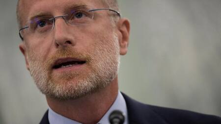 Brendan Carr, el funcionario estadounidense que quiere prohibir TikTok. Foto: Reuters.