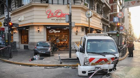 Choque en Callao y Corrientes_Télam