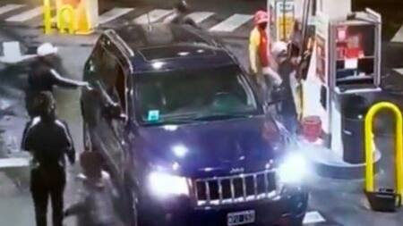 Robo piraña en San Temo, captura video