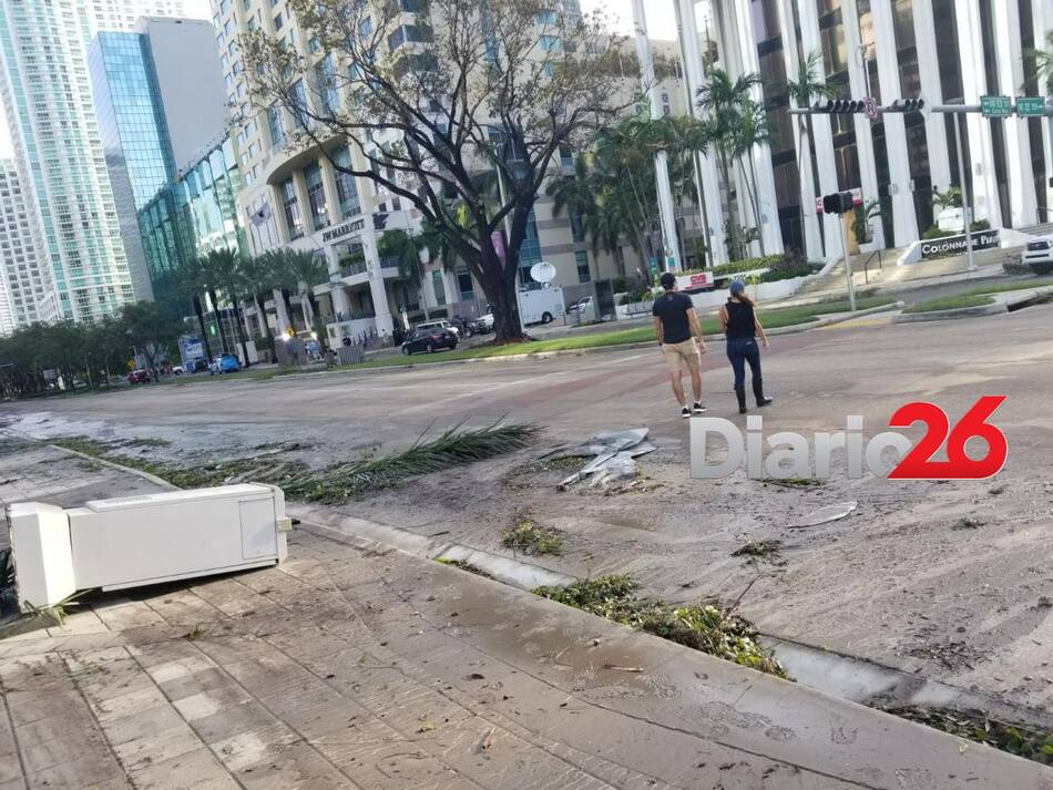 Fotos exclusivas Miami, el día después del paso del Huracán Irma Diario 26