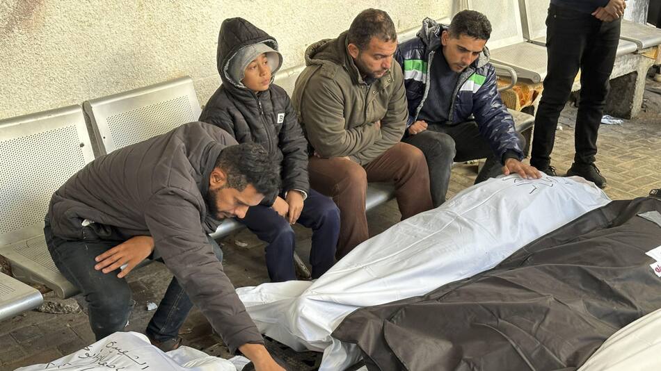 Decenas de civiles y unos 40 milicianos mueren en el norte y sur de Gaza en últimas horas. Foto: EFE