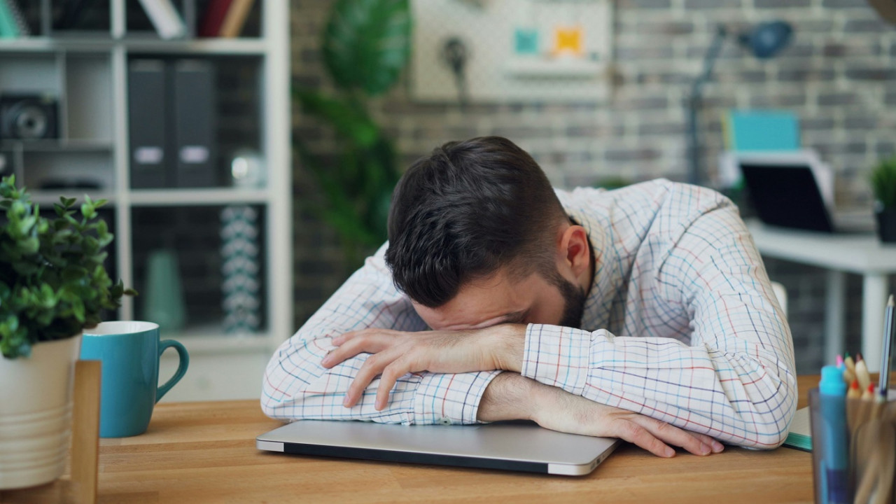 Estrés laboral. Foto: Unsplash.