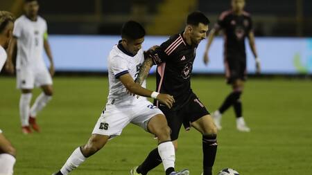Lionel Messi en el Inter Miami vs Selección de El Salvador. Foto: EFE