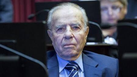 Carlos Menem, ex presidente de Argentina, Senador