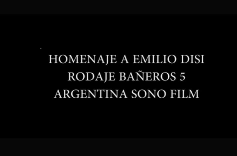 Homenaje a Emilio Disi en la filmación de Bañeros 5