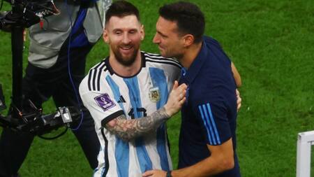 Lionel Messi y Lionel Saloni, Selección Argentina. Foto: NA