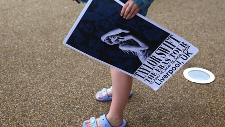 Taylor Swift está de gira por Europa y su llegada disparó los gastos en varios rubros. Foto: Reuters.