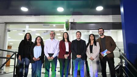 Centro de Atención Municipal de Malvinas Argentinas: inteligencia artificial, tecnología y servicios al alcance de las familias