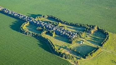 Cómo es el histórico pueblito de Córdoba con una guitarra natural única: se ve desde el espacio y fue fotografiada por la NASA