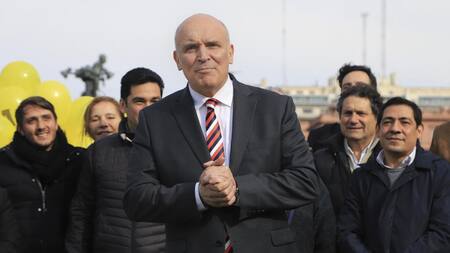 Luis Espert, junto a Luis Rosales, microcentro porteño, NA