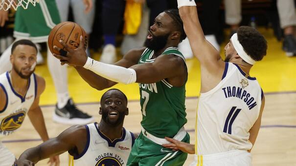 Boston Celtics se llevó el primer punto de la final de la NBA ante Golden States