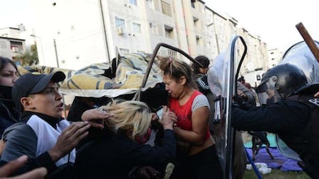 Disturbios en Villa Lugano, Policía