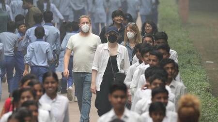 Cierre de colegios en Nueva Delhi. Foto: EFE.