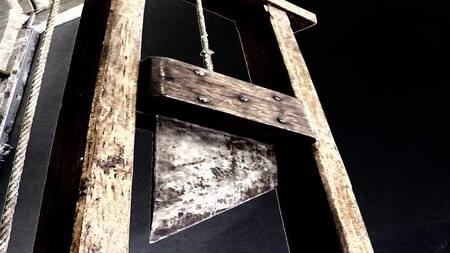 La pareja usó una guillotina para llevar a cabo el ritual. Foto ilustrativa.