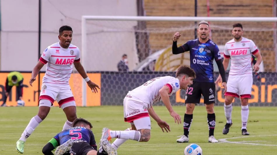 Lanús cayó derrotado como visitante por 2 a 1 frente a Independiente del Valle de Ecuador. NA