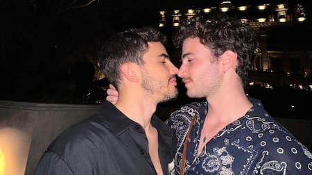 Santi Talledo junto a su pareja. Foto: Instagram.