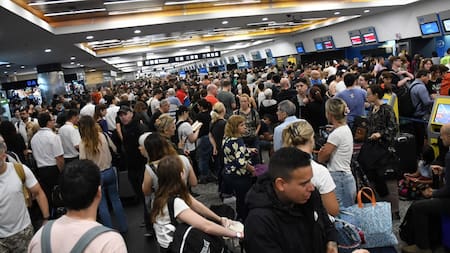 Cancelaciones y demoras en el aeroparque Jorge Newbery. Foto: Télam.