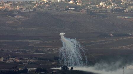 Ataque en la frontera entre El Líbano e Israel. Foto: EFE.