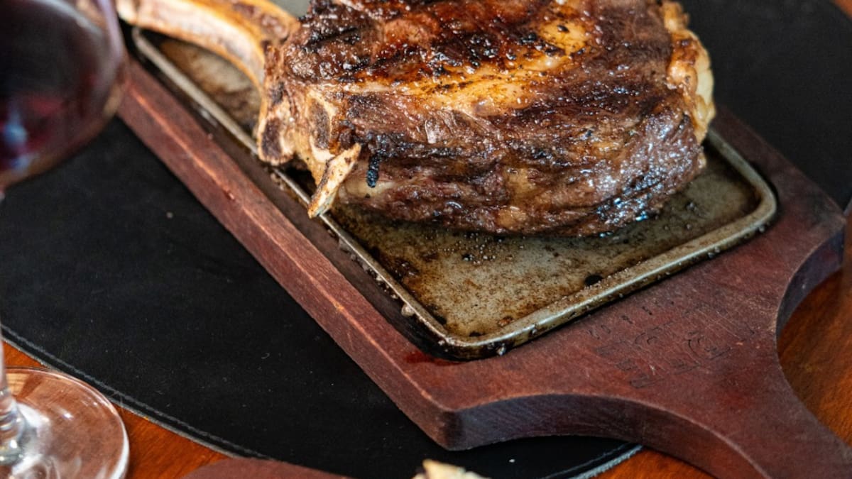 Una parrilla con alma de cantina en Buenos Aires.