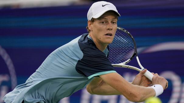 Polémica en el tenis: Jannik Sinner dio positivo en dos controles antidoping pero logró evitar la sanción