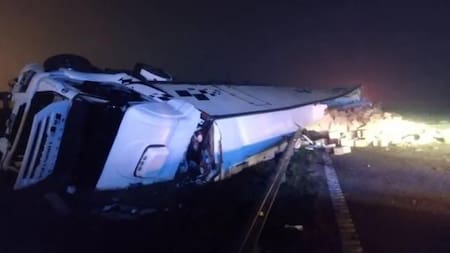 Saqueo de un camión de alimentos en Zárate