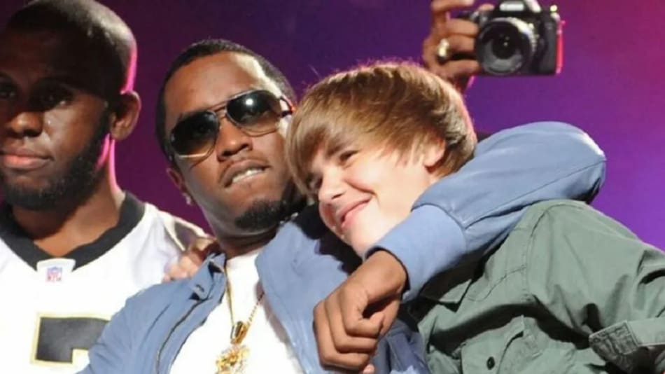 Justin Bieber junto a Sean "Diddy" Combs. Foto: NA.