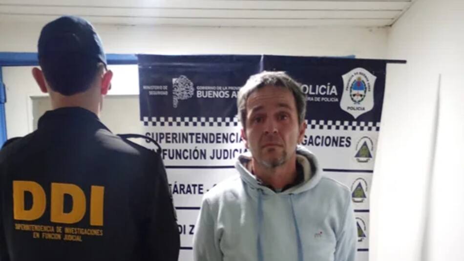 Detención de Claudio Contardi.