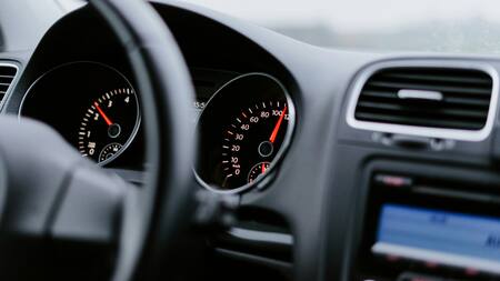 Documentación solicitada para transitar en vehículo. Foto: Unsplash.