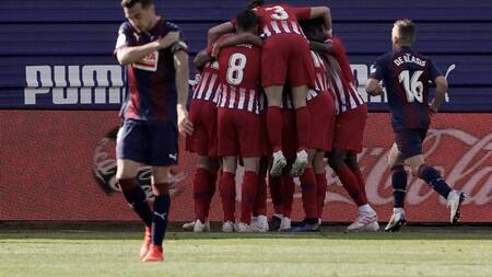 La Liga: Festejo del Atlético Madrid ante el Eibar (Reuters)