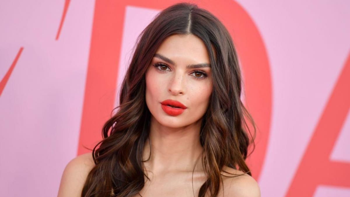 Emily Ratajkowski