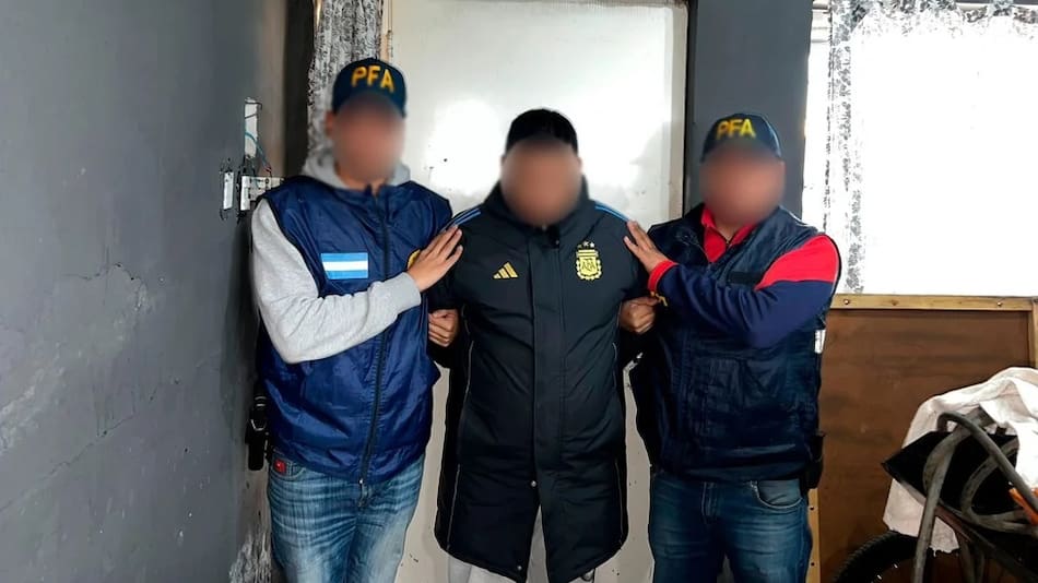 Alejandro "Zapa" Vallejos, líder de la barra brava de Newells, detenido en Rosario.