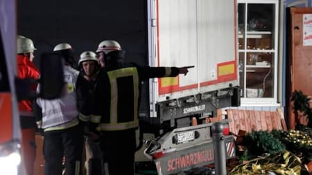 Alrededor de 300 personas debieron ser evacuadas de un club swinger