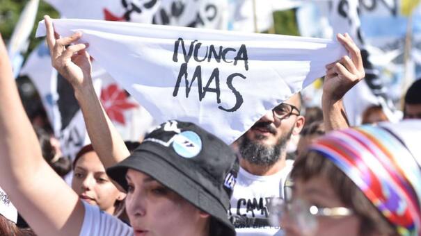 En el 24 de marzo, Cristina Kirchner dijo que la democracia "peligra con la concentración económica y de poder"