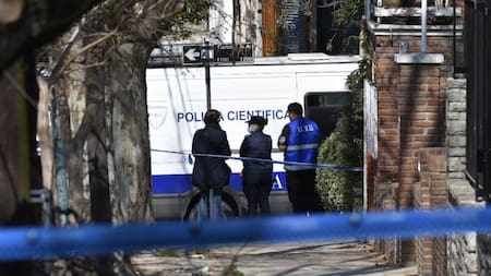 Horror en La Plata: un hombre vivió tres años con el cuerpo sin vida de su madre en su casa