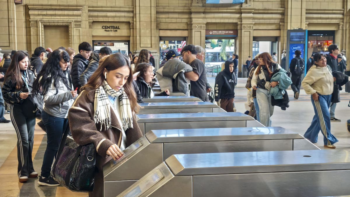Cómo funcionan los trenes hoy: así operan este viernes 3 de julio de 2026