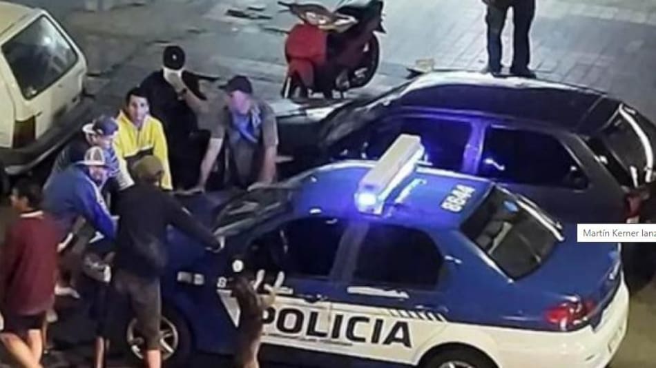 Perro se sumó a la requisa policial en Córdoba