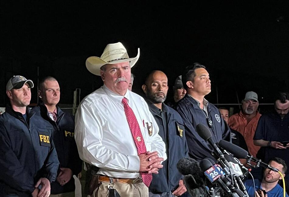 El Sheriff responsable del caso del tiroteo en Texas. Foto: Reuters.