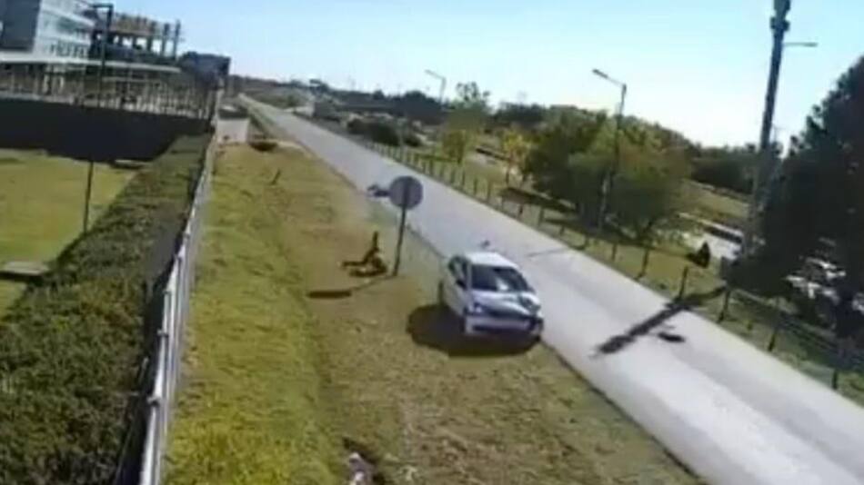 Atropelló, mató y escapó en Hudson