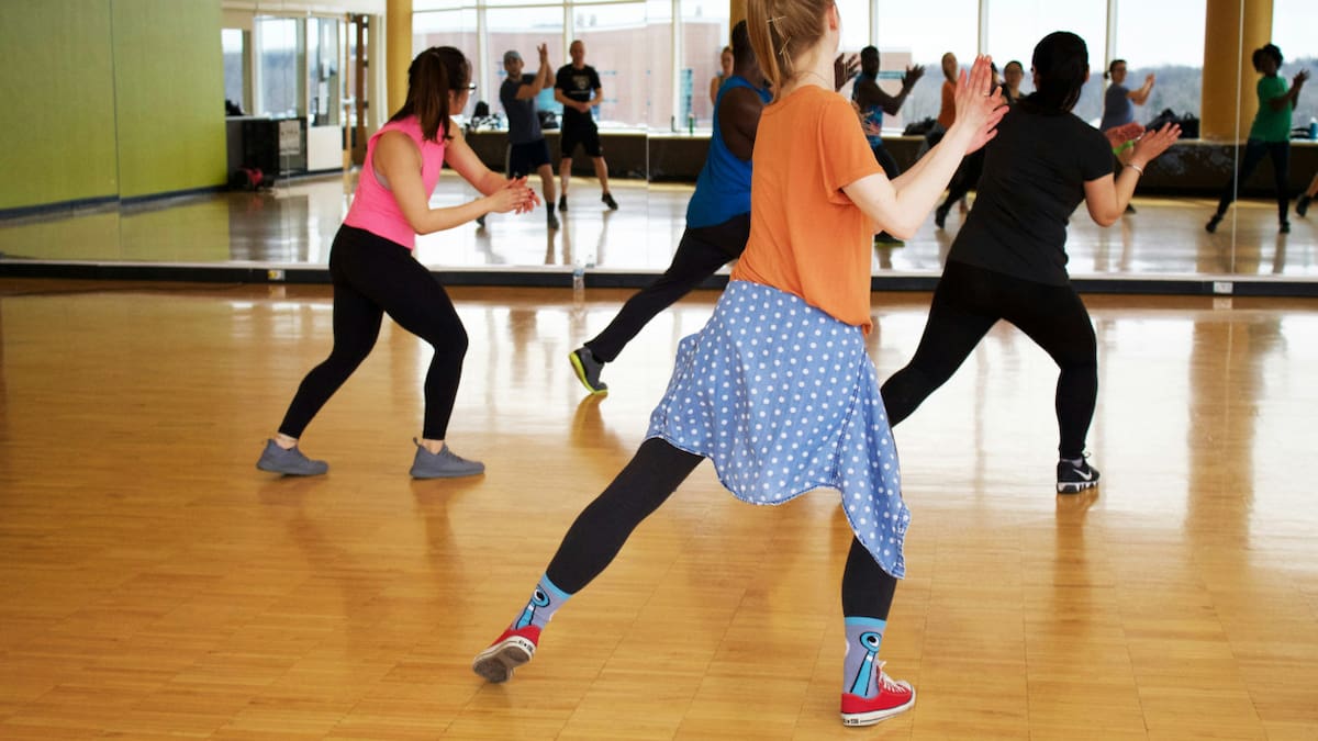 Bailar también es medicina: un estudio confirmó que mejora la memoria, la motivación y la salud mental