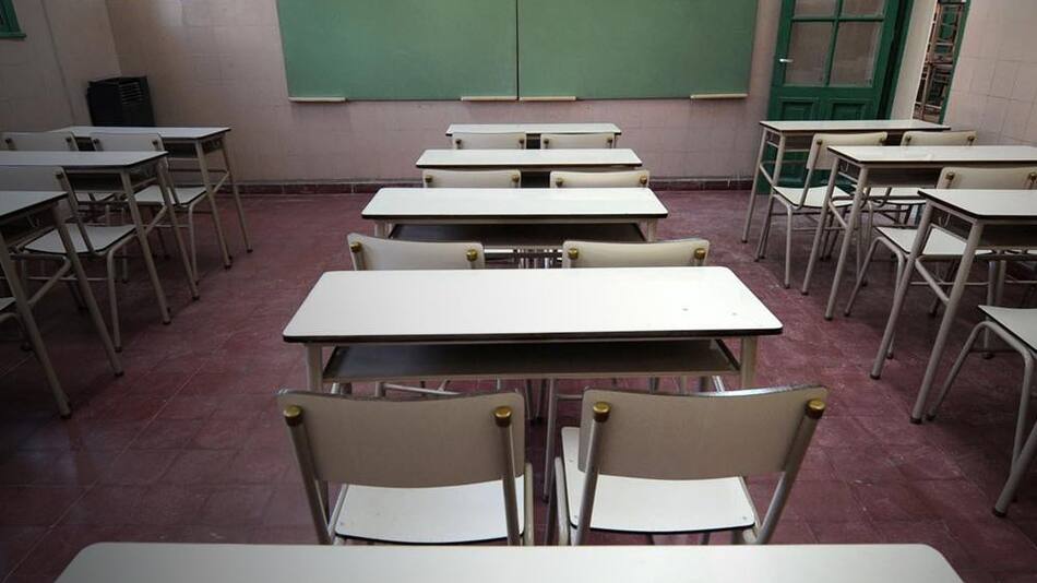 Aula vacía, sin clases, escuela, educación, paro docente, NA