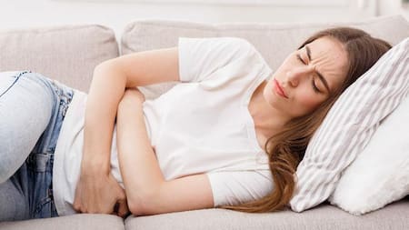 Una lista de remedios caseros para aliviar dolores menstruales