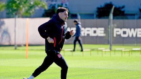 Javier Altamirano volvió a los entrenamientos. Foto: X @EdelpOficial