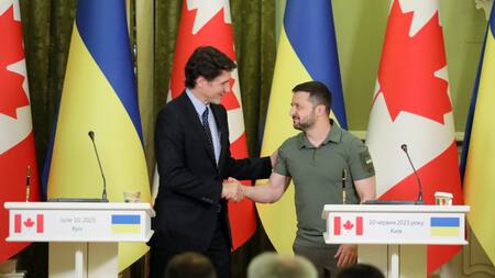 Justin Trudeau y Volodímir Zelenski en Ucrania. Foto: EFE.