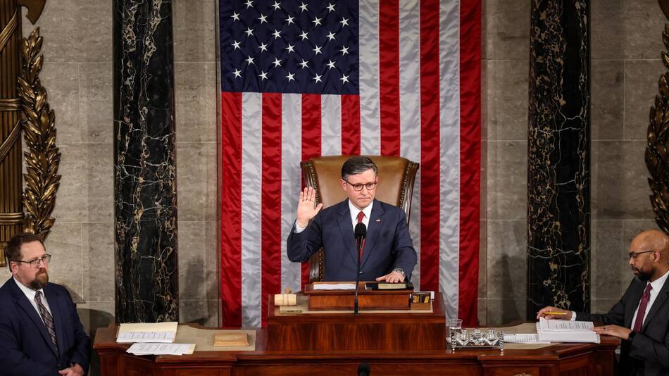 Mike Johnson, presidente de la Cámara de Representantes de EEUU. Foto: Reuters
