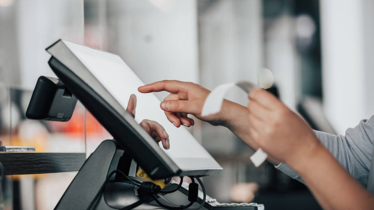 El objetivo principal de esta medida es el de reducir el desperdicio de materiales y minimizar el uso del papel. Foto: Unsplash.
