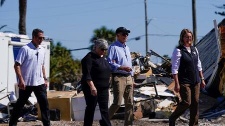 Joe Biden visitó Florida tras el huracán Milton. Foto: Reuters