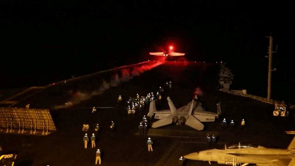 Avión estadounidense lleva a cabo ataques aéreos contra objetivos militares en Yemen. Foto: Reuters