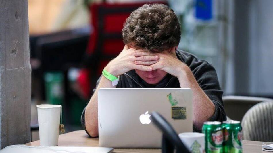 Dolor de cabeza, Reuters