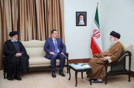 El presidente de Irán, Ebrahim Raisí, y el primer ministro iraquí, Mohamed Shia al Sudani. Foto: Reuters.