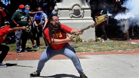 Sebastián Romero, hombre del mortero